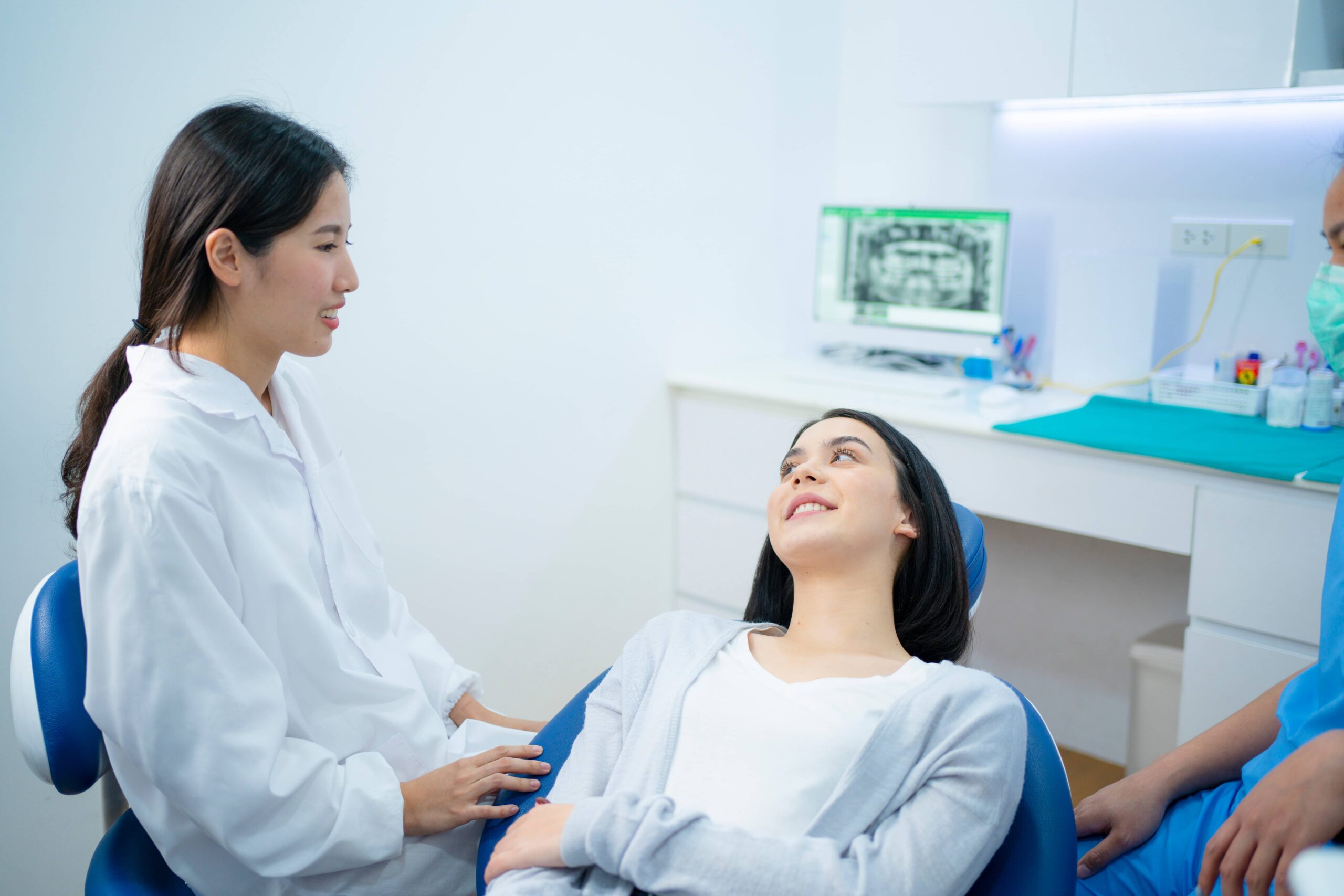 Patient checking in at a dentist near me in Roseville CA for their first dental visit